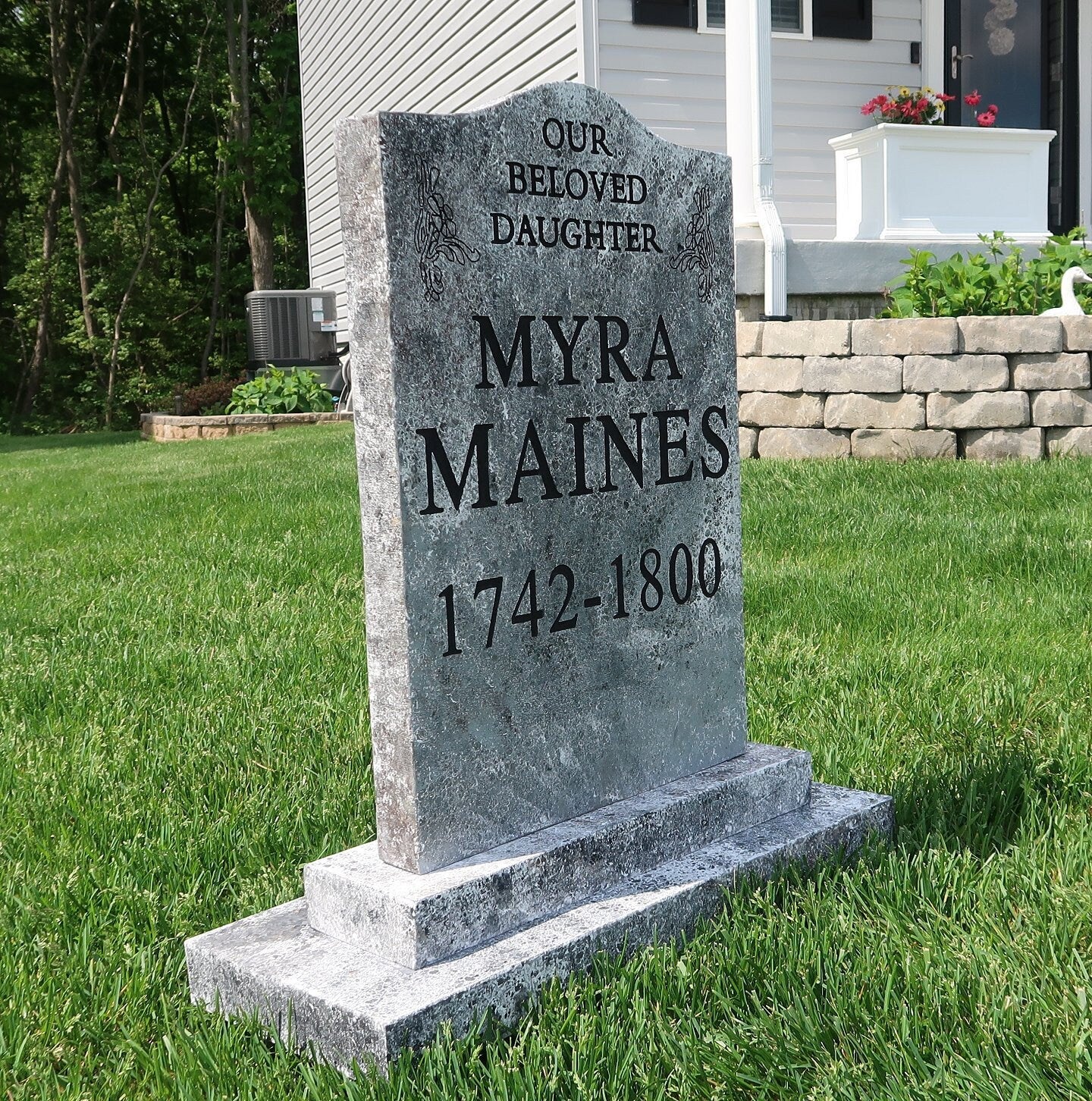 MYRA MAINES Silly Halloween Tombstone Prop