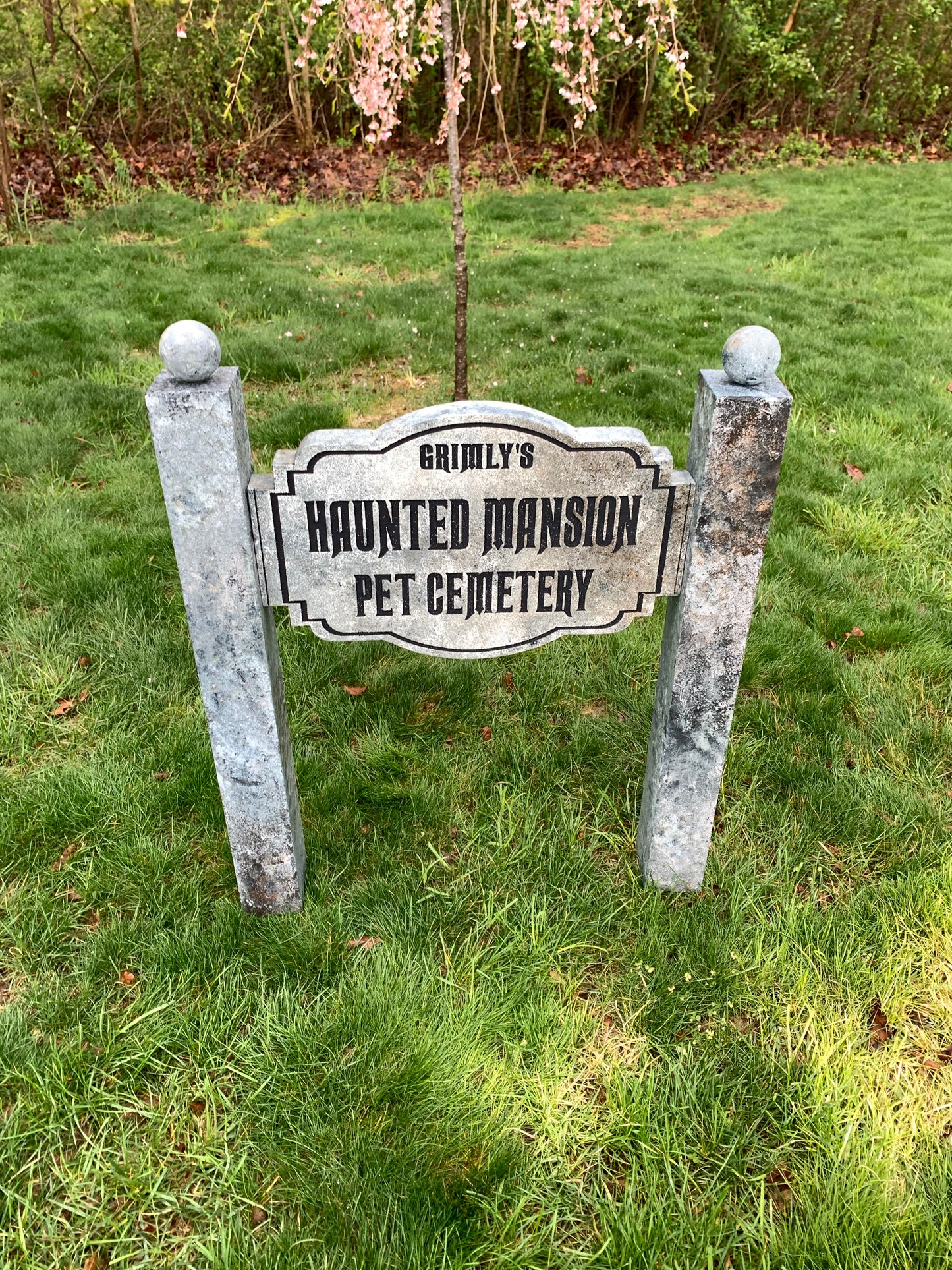 Grimly's Haunted Mansion Cemetery Halloween Yard Prop