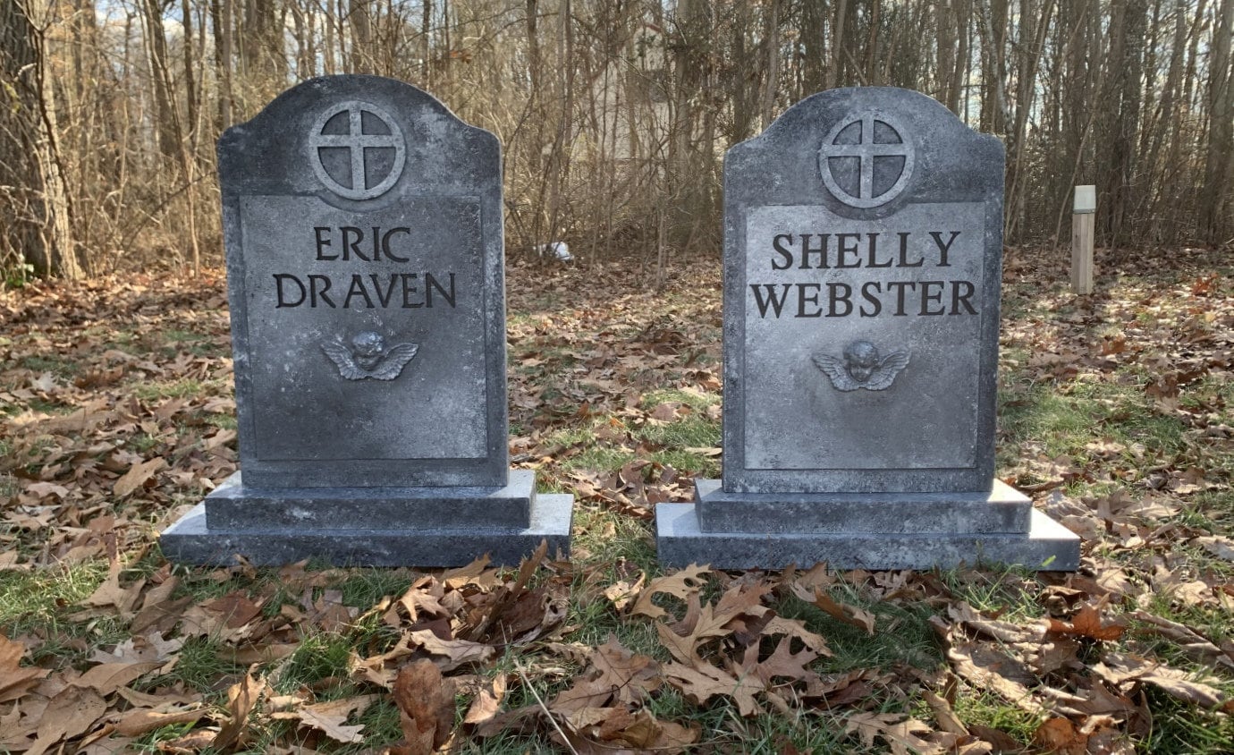 The Crow Eric Draven and Shelly Webster Halloween Tombstones Props Movie Replicas